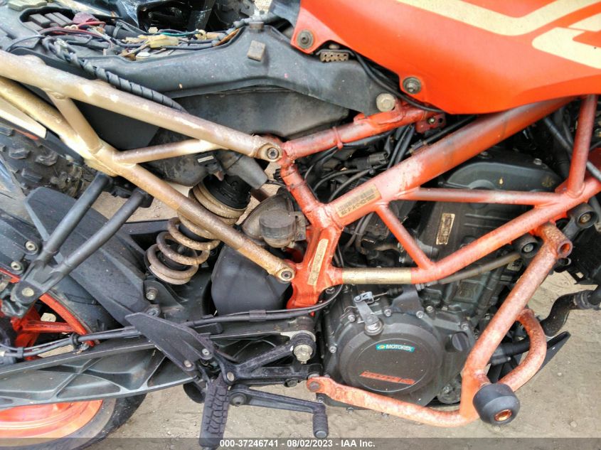 2017 KTM 390 DUKE MD2JPJ401HC209820
