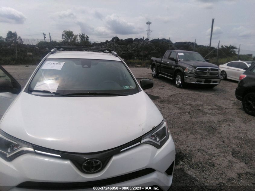 2018 TOYOTA RAV4 LE - JTMBFREV0JJ217611