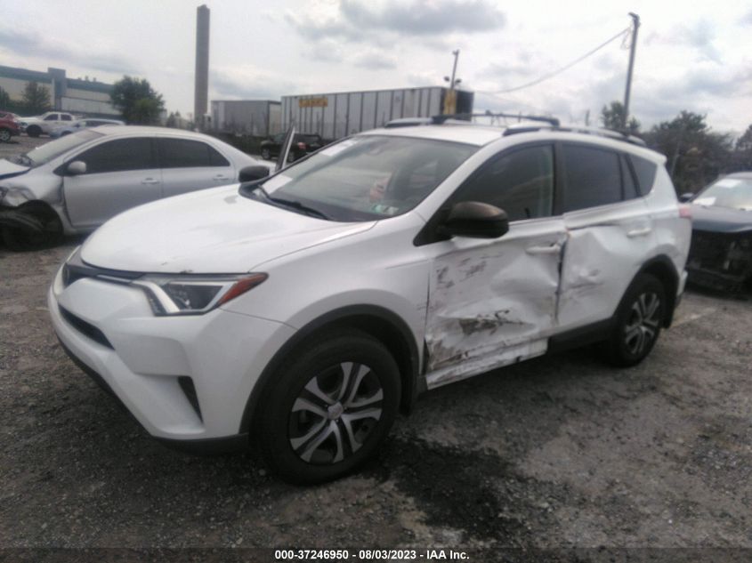2018 TOYOTA RAV4 LE - JTMBFREV0JJ217611