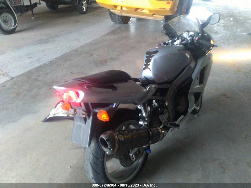 2006 KAWASAKI ZX600 J1 JKAZX4J166A062081