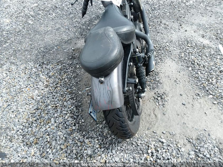2016 HARLEY-DAVIDSON XL883 IRON 883 - 1HD4LE210GC439914