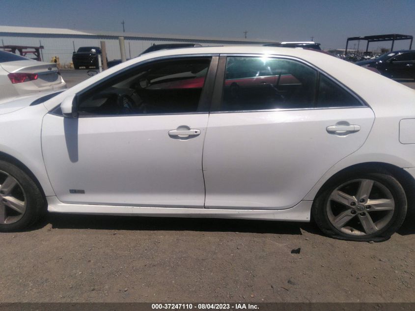 2014 TOYOTA CAMRY HYBRID LE/XLE/SE LIMITED EDITION - 4T1BD1FK4EU130306