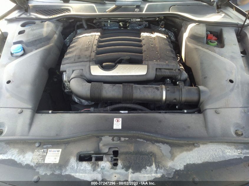 2016 PORSCHE CAYENNE WP1AA2A27GLA10867