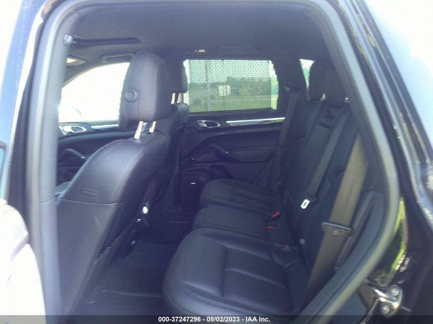 2016 PORSCHE CAYENNE WP1AA2A27GLA10867