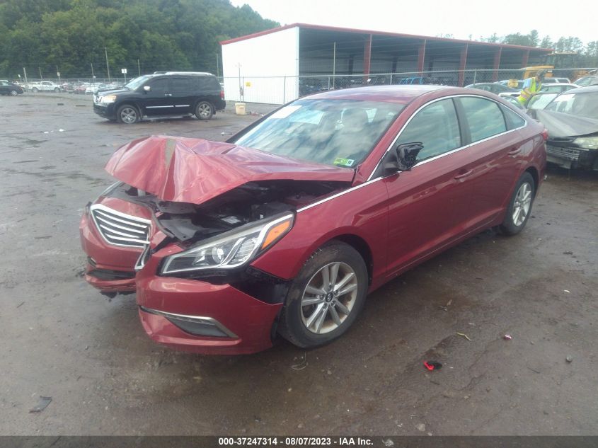 2015 HYUNDAI SONATA 2.4L SE - 5NPE24AFXFH070157