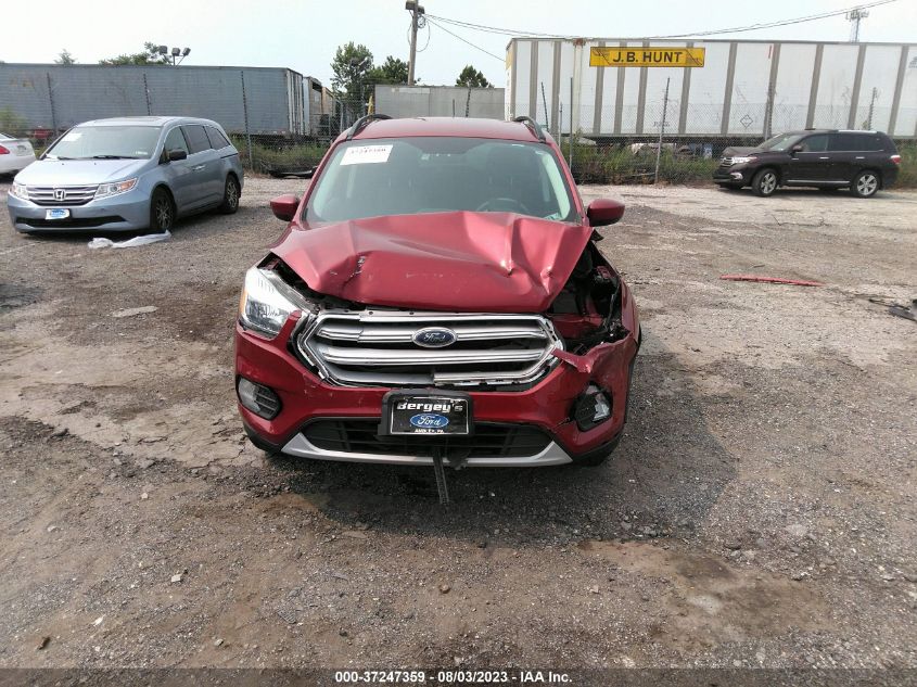 2018 FORD ESCAPE SE - 1FMCU9GD6JUA26798