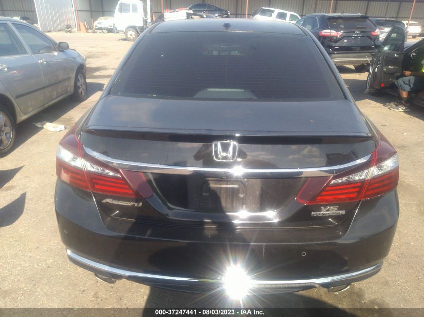 2017 HONDA ACCORD SEDAN TOURING - 1HGCR3F94HA041958