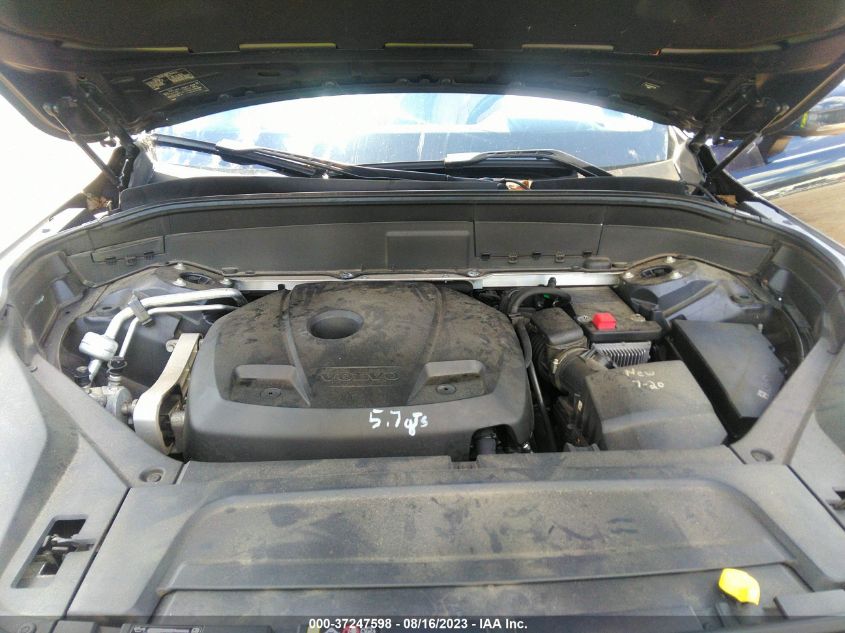 2016 VOLVO XC90 T6 MOMENTUM - YV4A22PK9G1077338