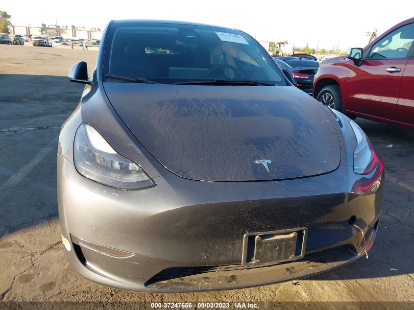 2021 TESLA MODEL Y PERFORMANCE - 5YJYGDEF8MF194822