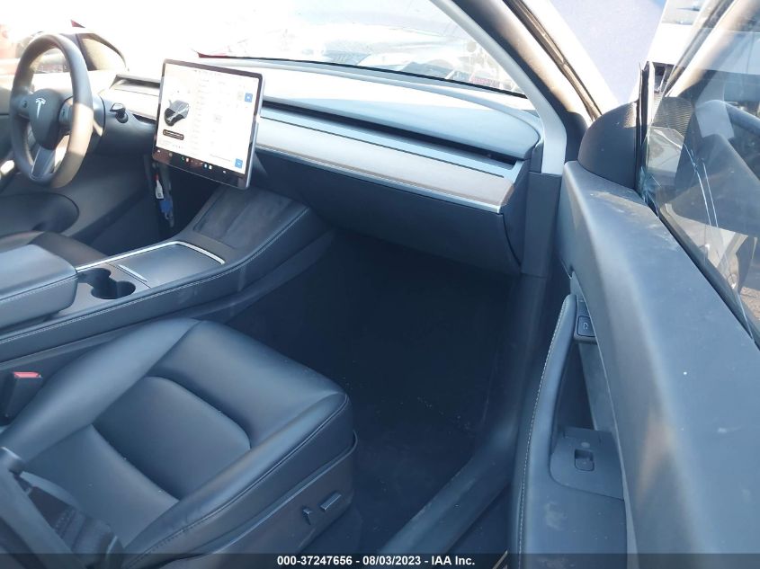 2021 TESLA MODEL Y PERFORMANCE - 5YJYGDEF8MF194822