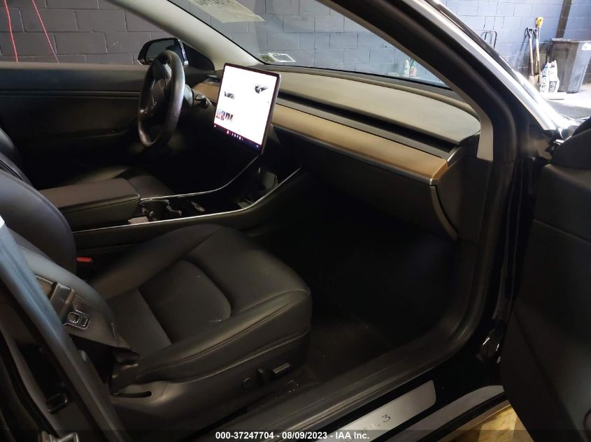 2018 TESLA MODEL 3 LONG RANGE - 5YJ3E1EB4JF120899