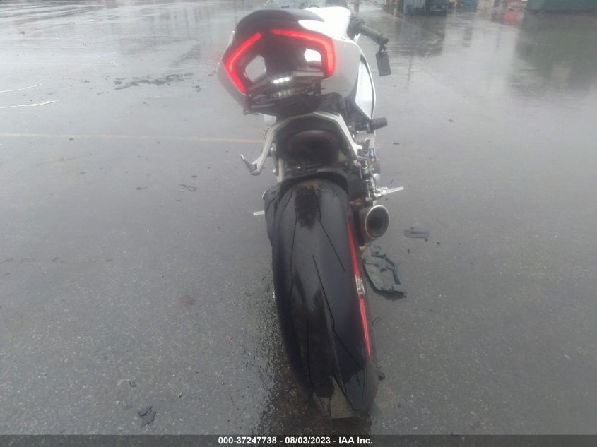 2021 DUCATI PANIGALE V2 - ZDMHAATWXMB004089