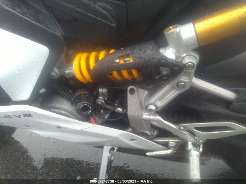 2021 DUCATI PANIGALE V2 - ZDMHAATWXMB004089