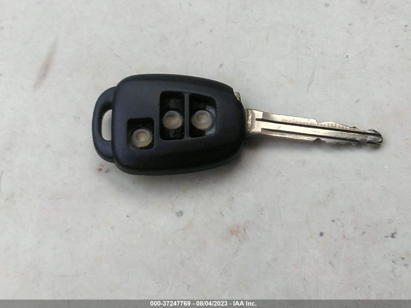 2013 TOYOTA RAV4 LE - JTMBFREV6D5012212