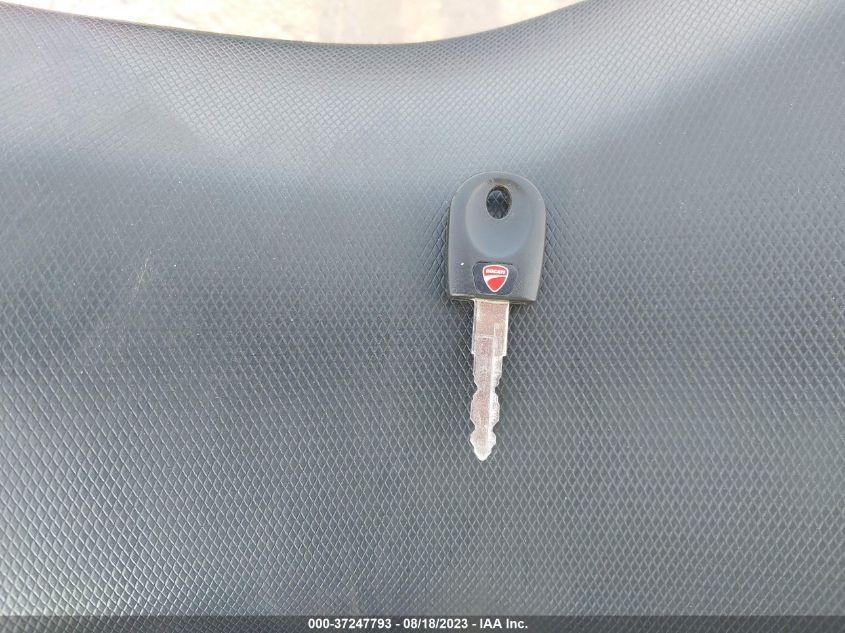 2015 DUCATI HYPERMOTARD HYPERSTRADA - ZDM1YBTS4FB010702