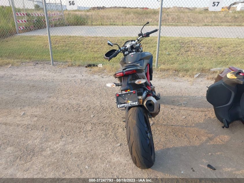 2015 DUCATI HYPERMOTARD HYPERSTRADA - ZDM1YBTS4FB010702