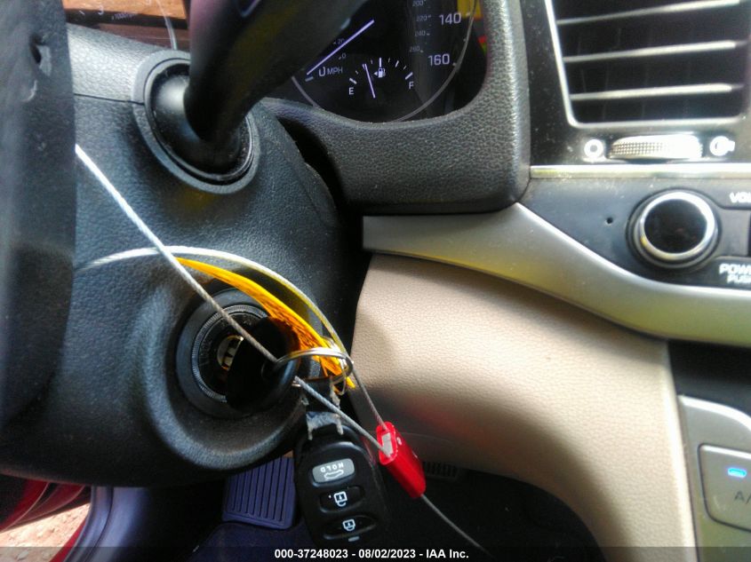 2017 HYUNDAI ELANTRA SE - KMHD84LF5HU425442