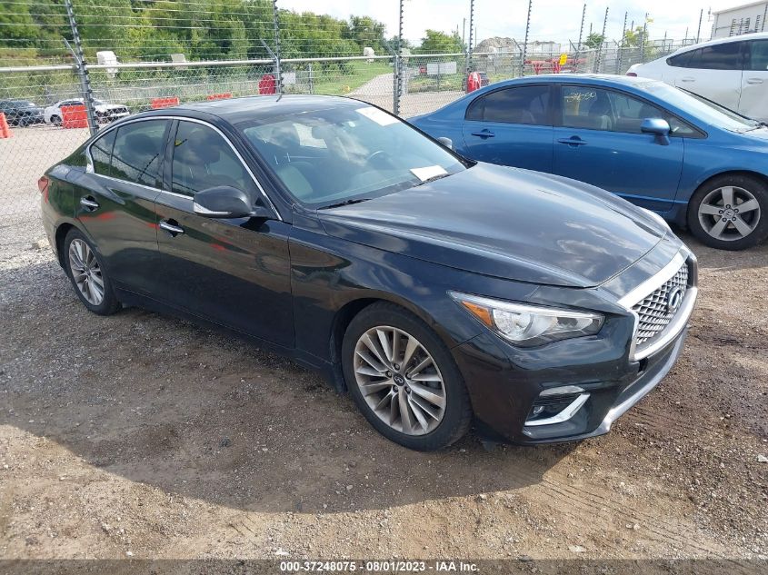 2018 INFINITI Q50 3.0T LUXE - JN1EV7AP8JM350808