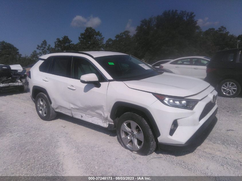 2021 TOYOTA RAV4 XLE/XLE PREMIUM - 2T3W1RFV8MC109422