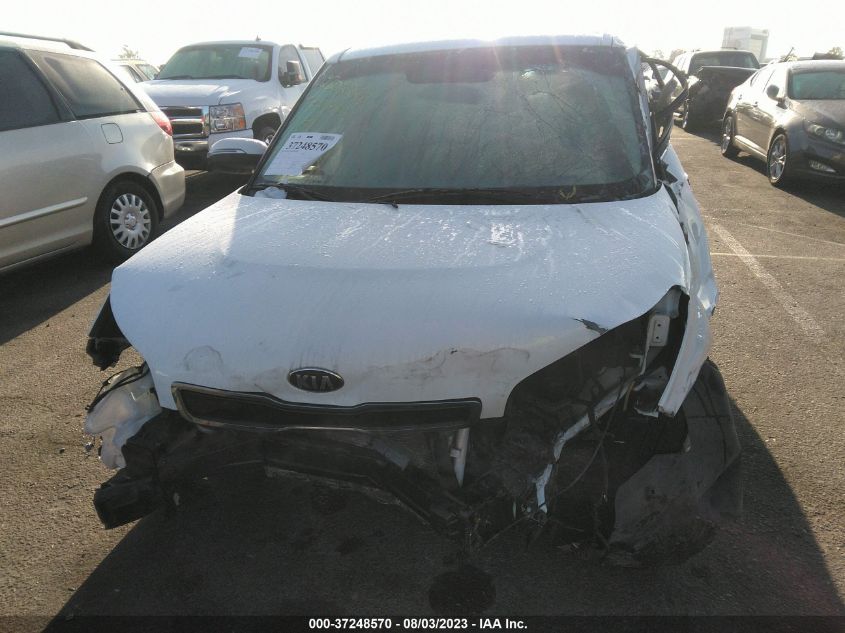 2014 KIA SOUL + - KNDJP3A5XE7095998