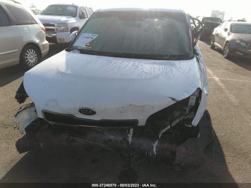 2014 KIA SOUL + - KNDJP3A5XE7095998