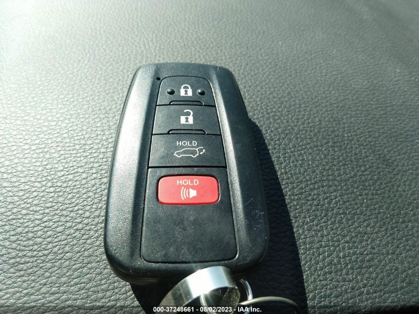 2022 TOYOTA RAV4 HYBRID XLE - JTMRWRFV8ND137720