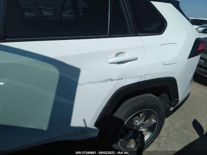 2022 TOYOTA RAV4 HYBRID XLE - JTMRWRFV8ND137720