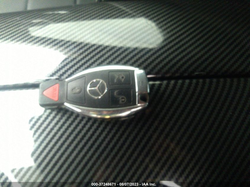 2016 MERCEDES-BENZ C-CLASS C 300 - 55SWF4JB6GU113297
