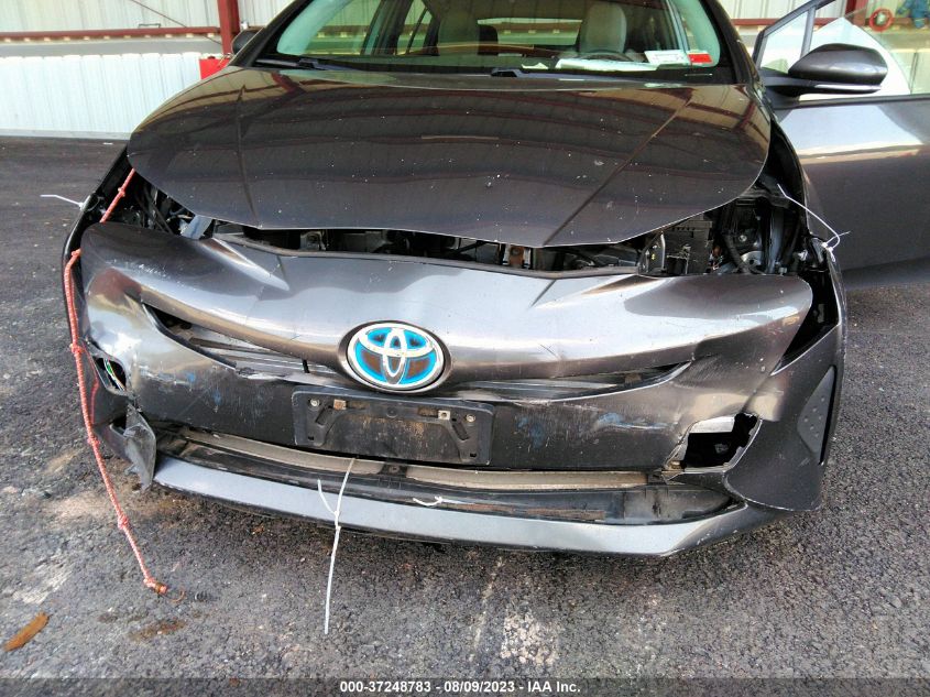 2016 TOYOTA PRIUS TWO - JTDKBRFUXG3002025