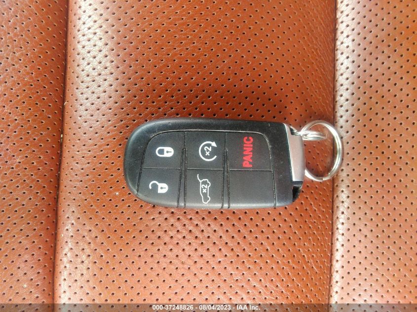 2017 JEEP GRAND CHEROKEE SUMMIT - 1C4RJFJT7HC875523