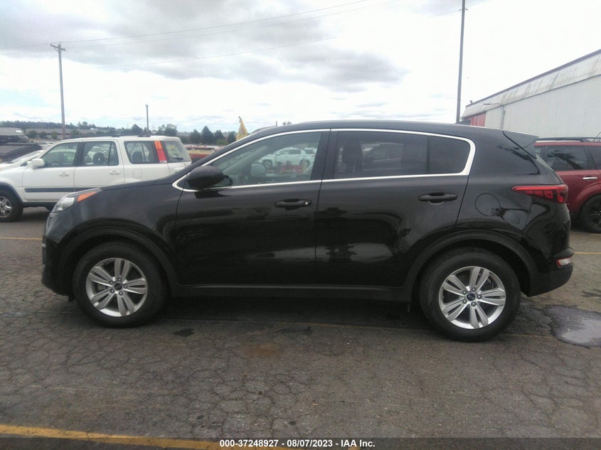 VIN KNDPM3AC2H7210258 2017 KIA SPORTAGE LX