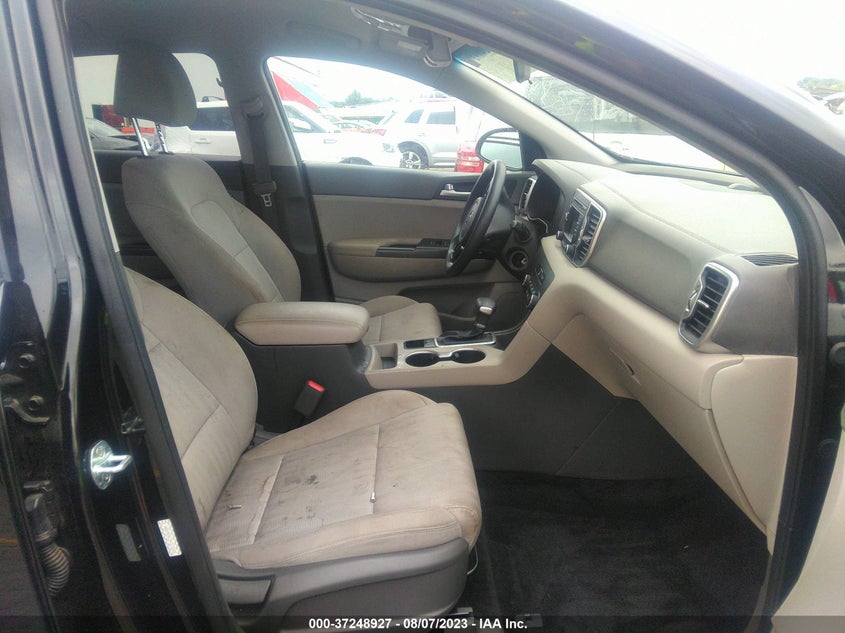 VIN KNDPM3AC2H7210258 2017 KIA SPORTAGE LX