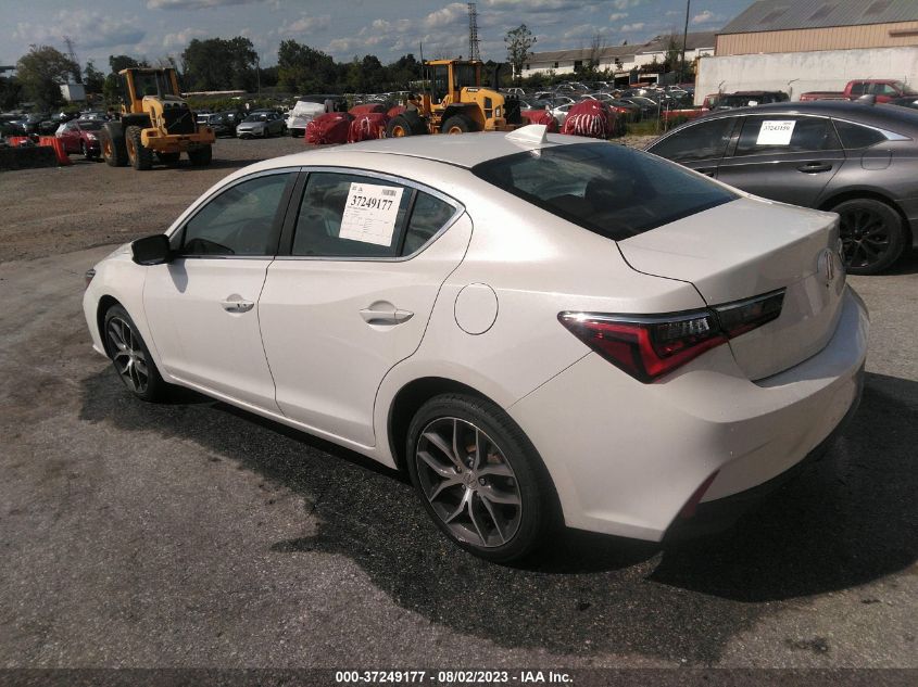 19UDE2F70LA009168 Acura ILX PKG 3