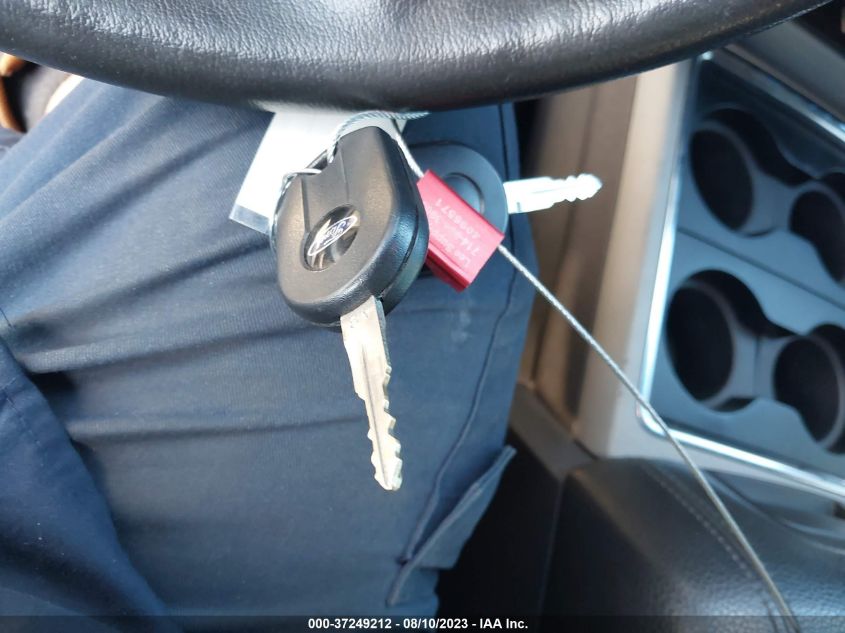 2015 FORD SUPER DUTY F-250 SRW LARIAT/PLATINUM - 1FT7W2BT1FEA94532