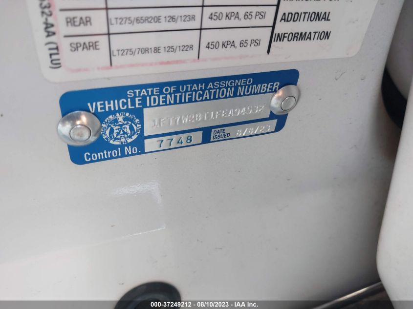 2015 FORD SUPER DUTY F-250 SRW LARIAT/PLATINUM - 1FT7W2BT1FEA94532