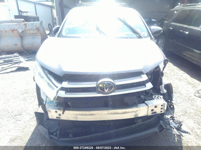 2019 TOYOTA HIGHLANDER LE - 5TDZZRFH9KS321677