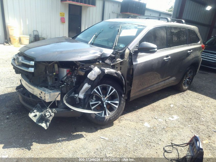 2019 TOYOTA HIGHLANDER LE - 5TDZZRFH9KS321677