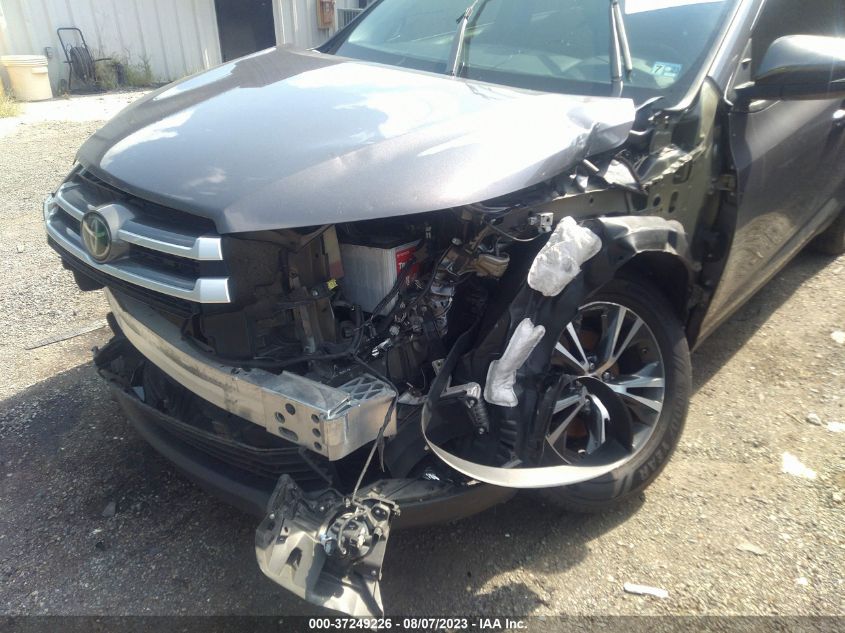2019 TOYOTA HIGHLANDER LE - 5TDZZRFH9KS321677
