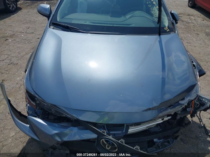 2020 TOYOTA COROLLA LE - JTDEPRAE8LJ005901