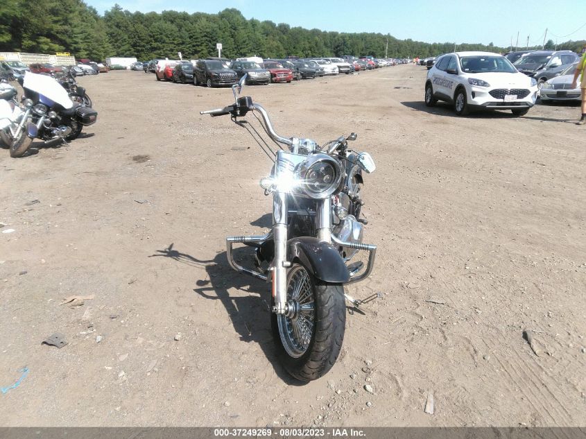 2011 HARLEY-DAVIDSON FLSTF 1HD1BX513BB046274