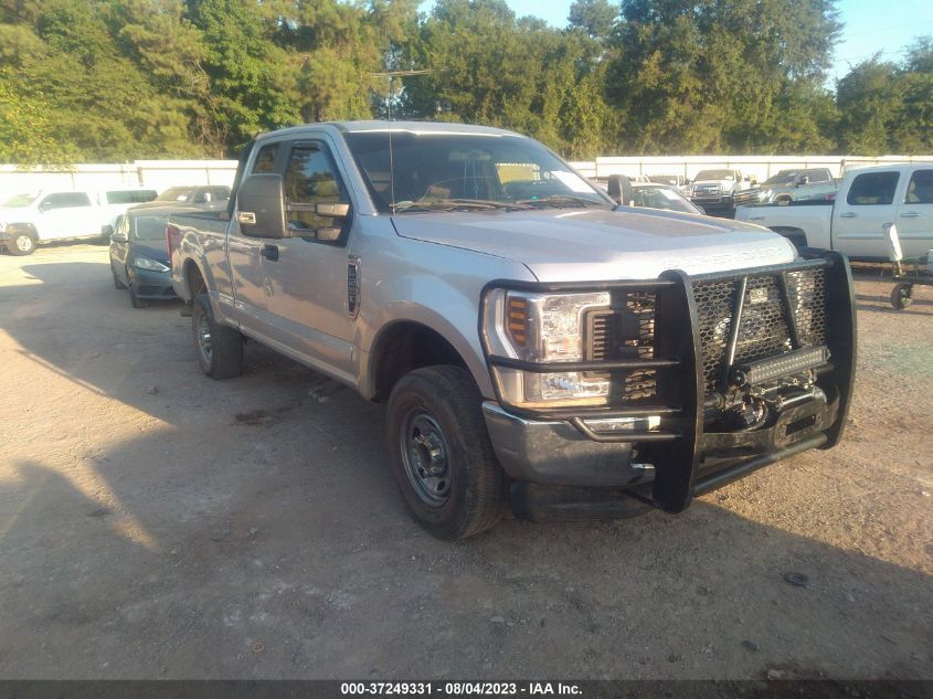 2018 FORD SUPER DUTY F-250 SRW XL/XLT/LARIAT - 1FT7X2B69JEC83963