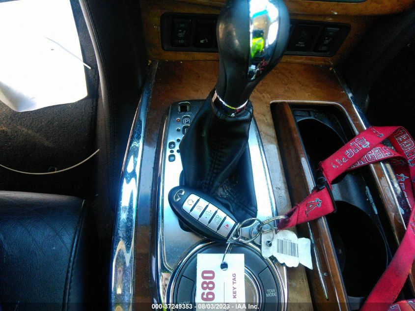 2013 INFINITI QX56 - JN8AZ2NF0D9550873