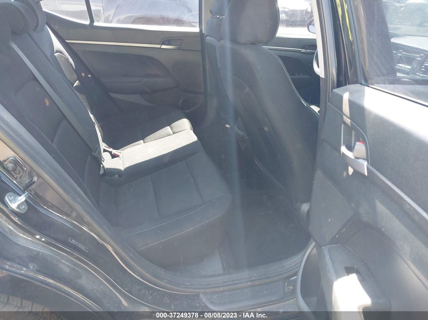 VIN 5NPD74LF7JH331019 2018 HYUNDAI ELANTRA SE