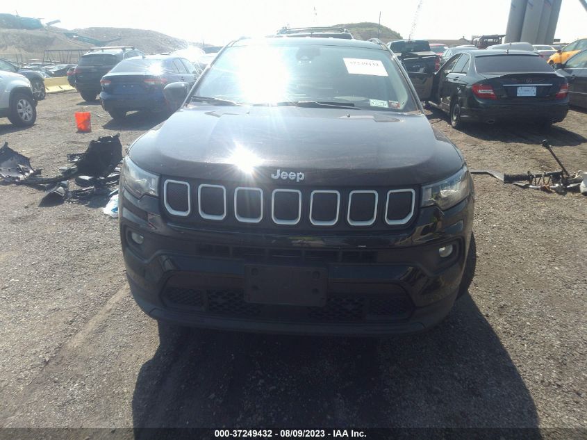 VIN 3C4NJDBB8NT134144 2022 JEEP COMPASS LATITUDE