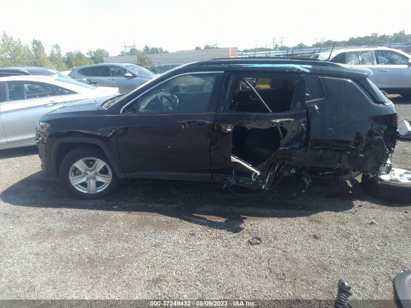 VIN 3C4NJDBB8NT134144 2022 JEEP COMPASS LATITUDE