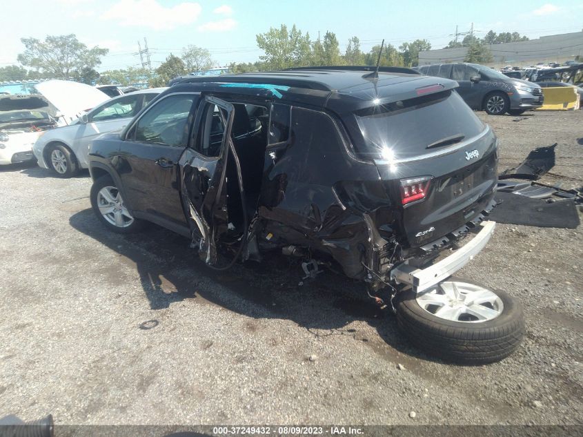 VIN 3C4NJDBB8NT134144 2022 JEEP COMPASS LATITUDE