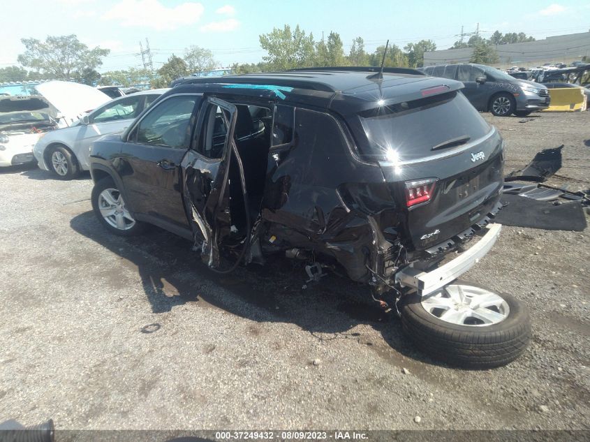 3C4NJDBB8NT134144 Jeep Compass LATITUDE 3