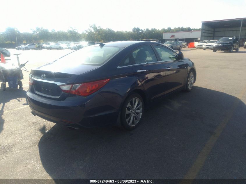 2013 HYUNDAI SONATA SE - 5NPEC4AC5DH800315