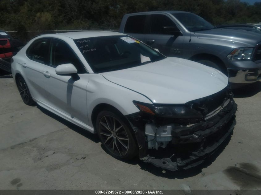 2021 TOYOTA CAMRY SE - 4T1G11AK2MU477282
