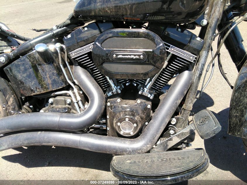 2016 HARLEY-DAVIDSON FLSTFBS - 1HD1JT914GC018085